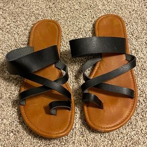 Women’s sandals